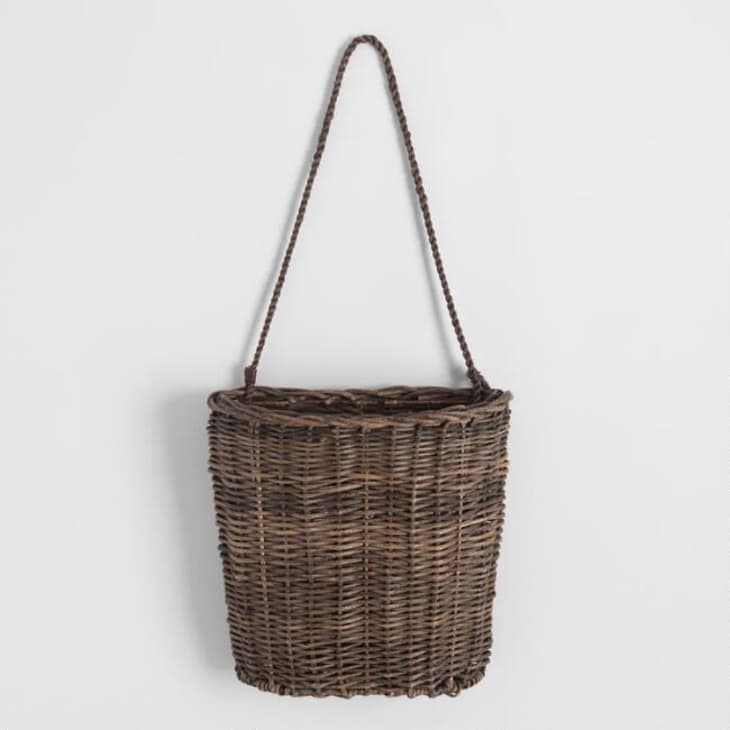 Woven on sale hanging baskets